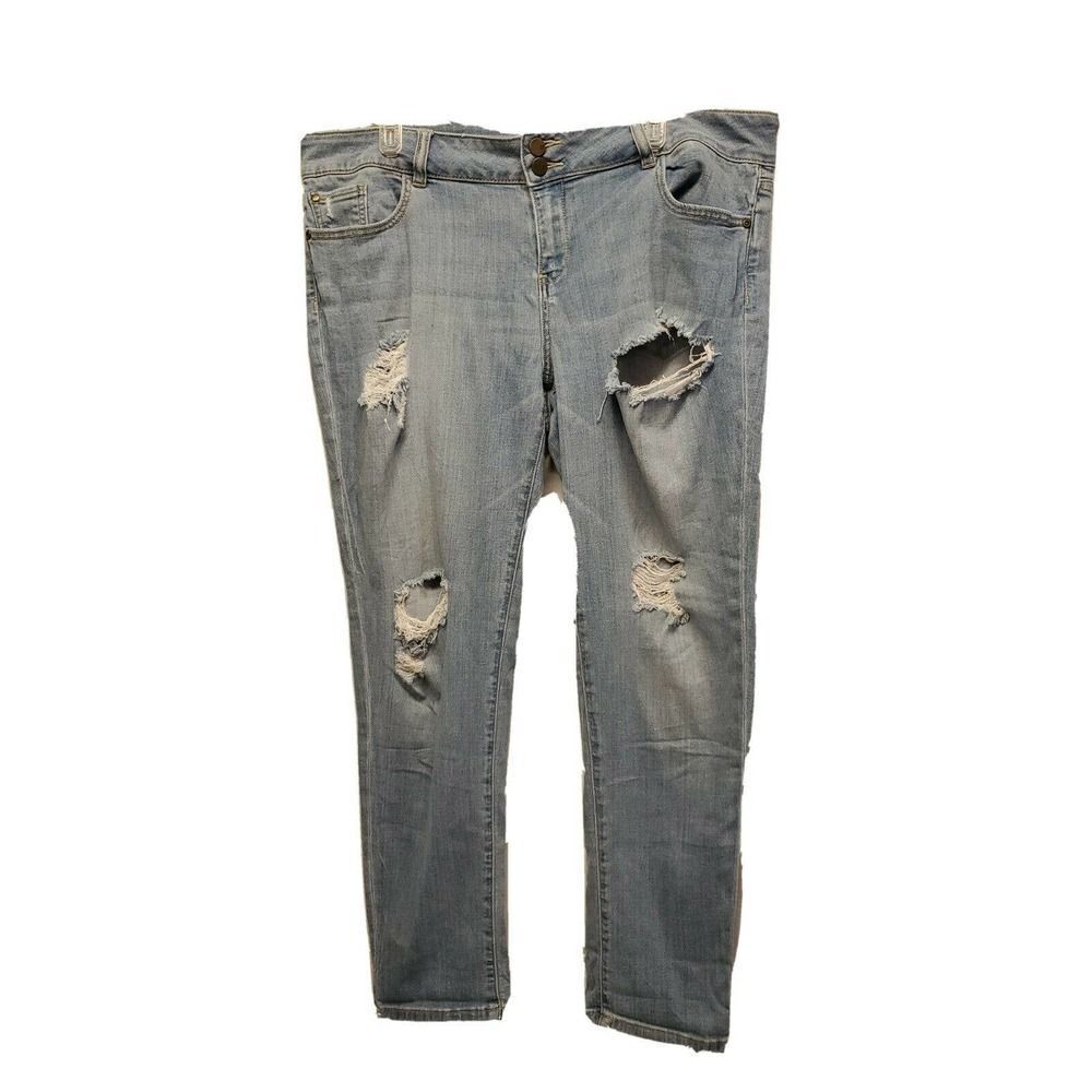 SOHO New York & Company Women's Stretch Jeans Size 16 Boyfriend Distressed